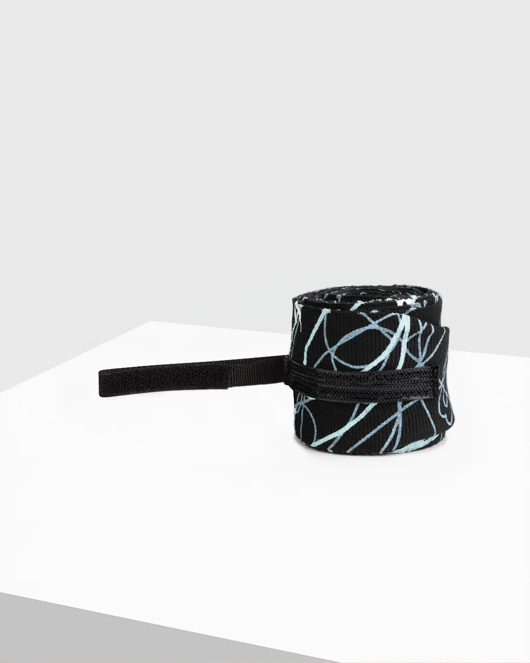 4.5m Disciplined Thought/Action Hand Wraps - Black - Image 2